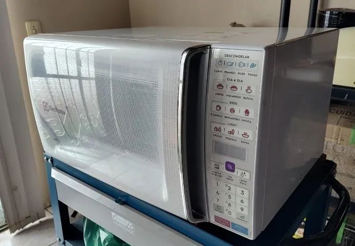 Micro-ondas Eletroluz 