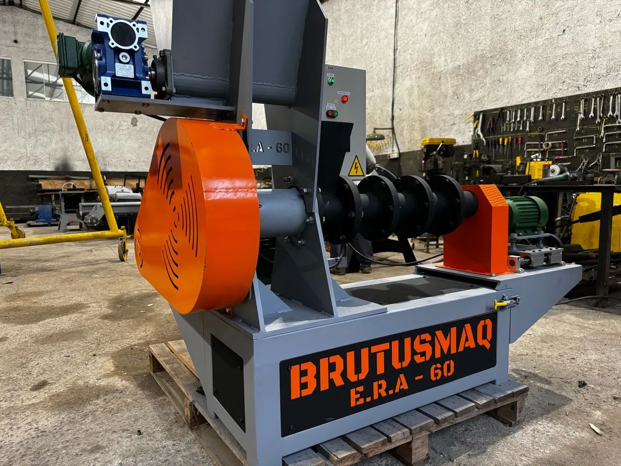 Extrusora de ração flutuante para peixe  e cães e gatos - Foto 4