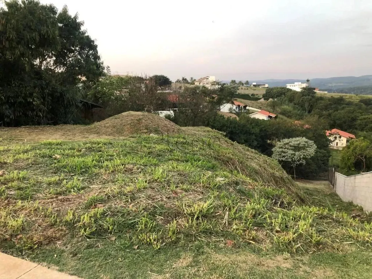 Terreno à venda em Campinas, Loteamento Caminhos de São Conrado (Sousas), com 1400 m²
