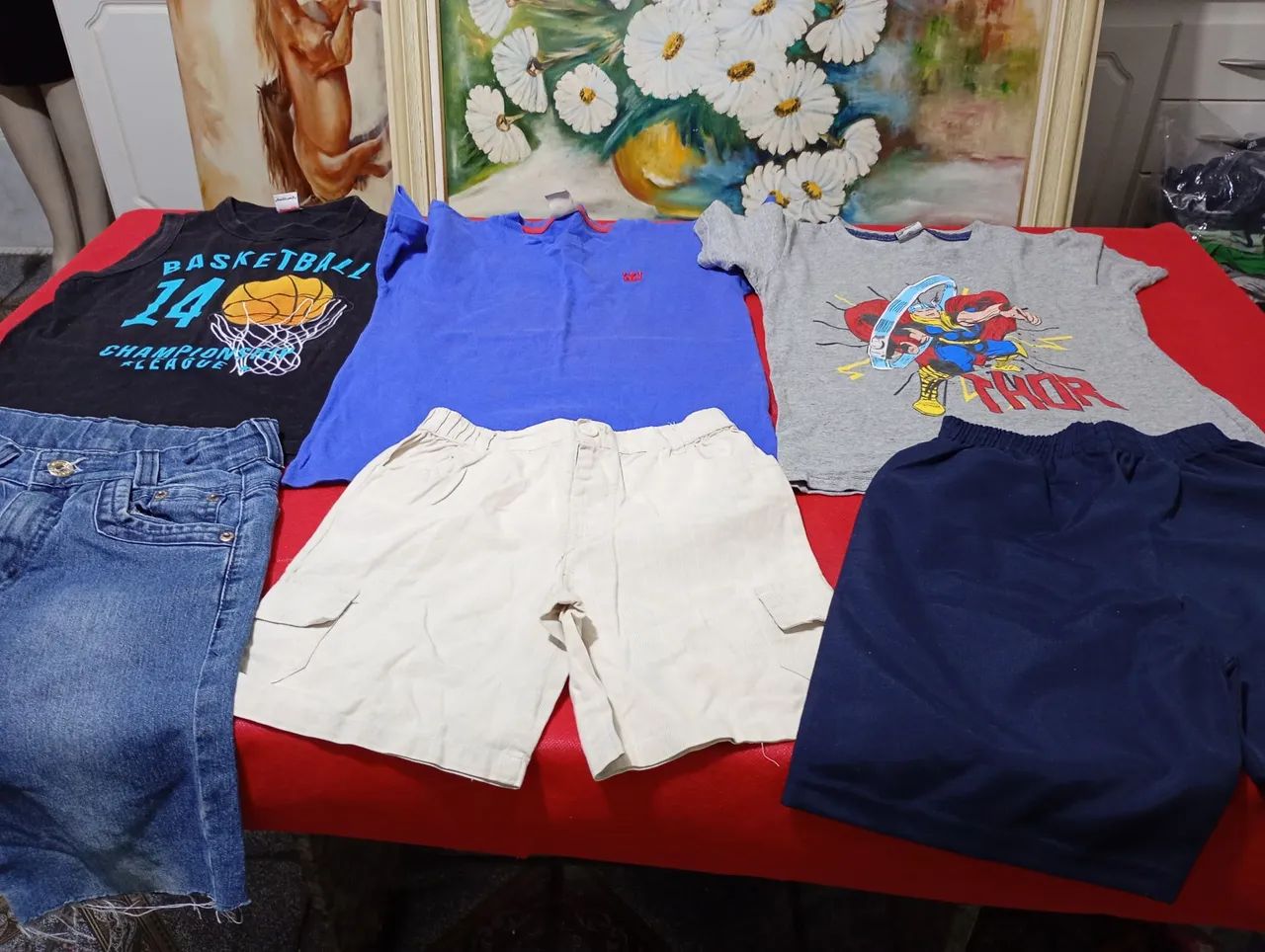 Roupa infantil  Tam 6 e 8  lote com 43 peça  tem alguma peça com avaria  - Foto 2