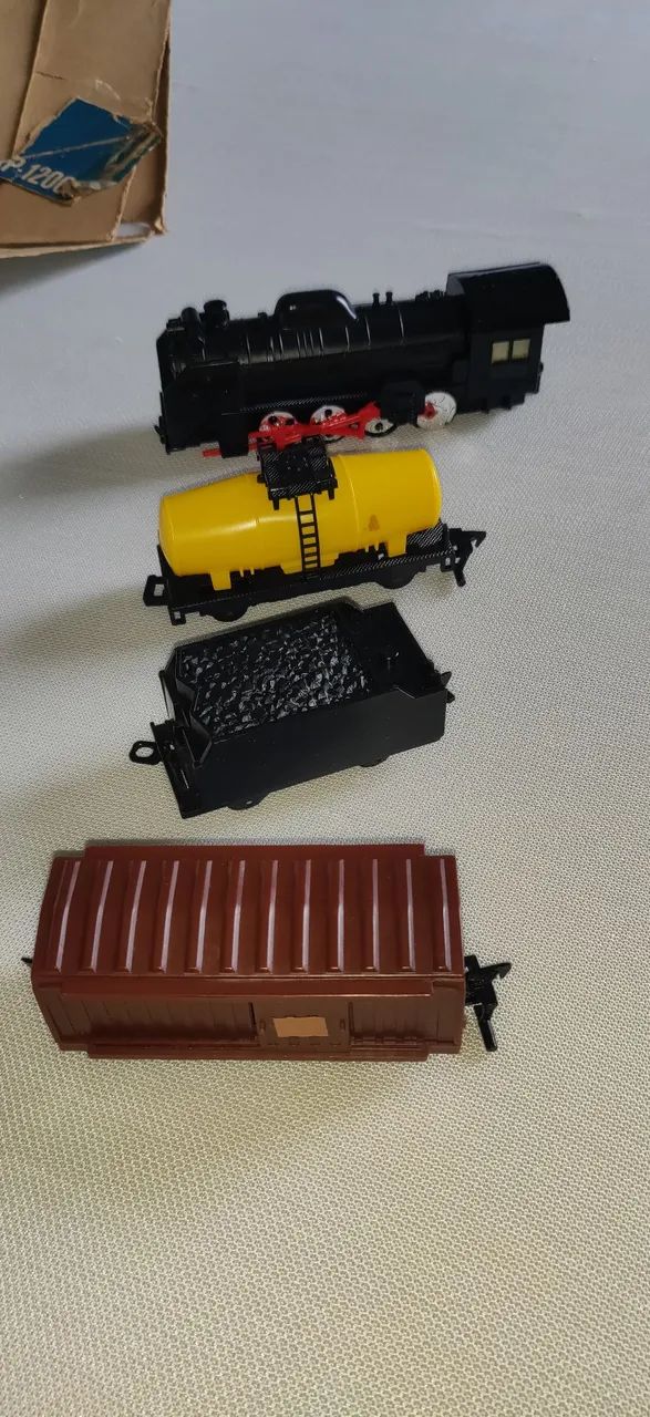 Trem de Brinquedo Ferrorama XP-1200 - Som de Trem de Verdade! - Foto 5