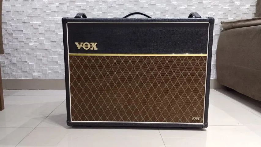 Amplificador VOX AC30 VR