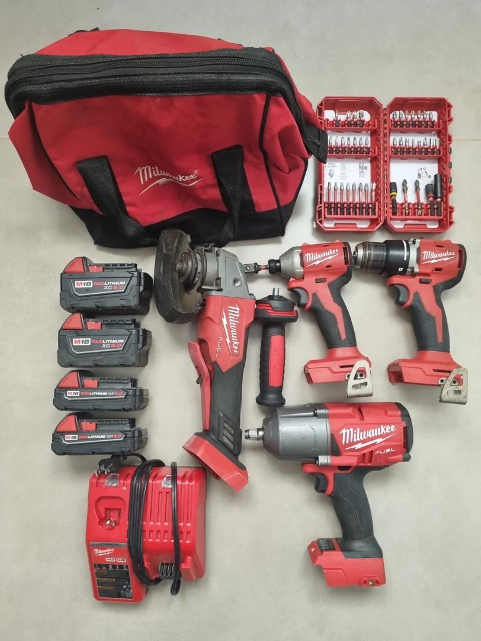 Kit de Ferramentas Milwaukee M18 Completo