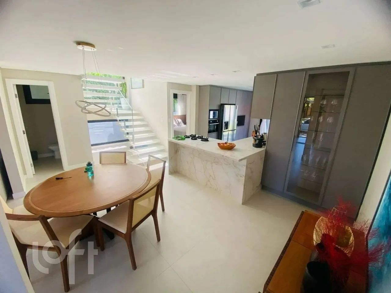 Casa à venda em Jurere Oeste com 210 m², 4 quartos, 2 suítes, 2 vagas - Foto 4