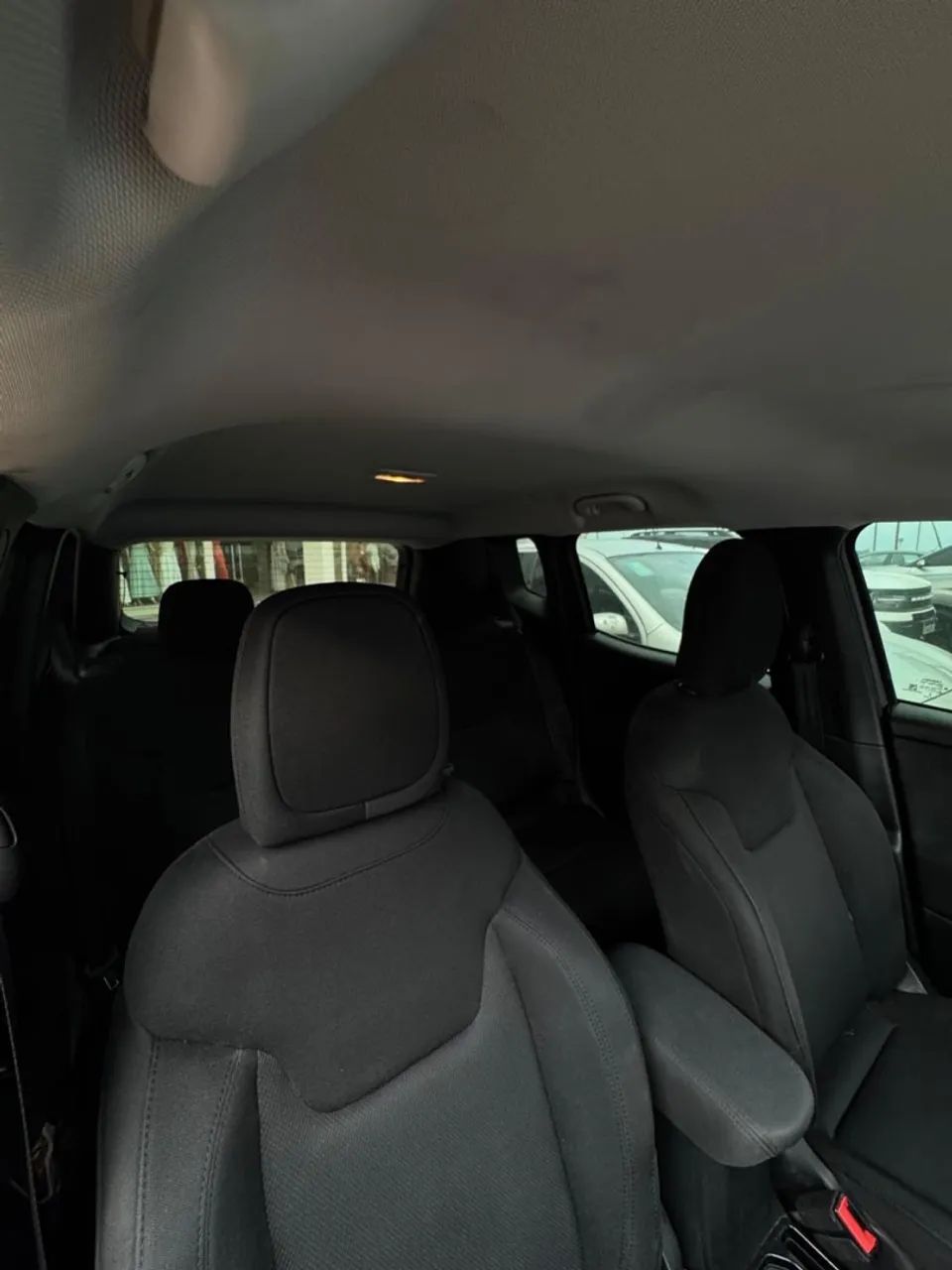 JEEP RENEGADE NIGHT EAGLE  - Foto 4