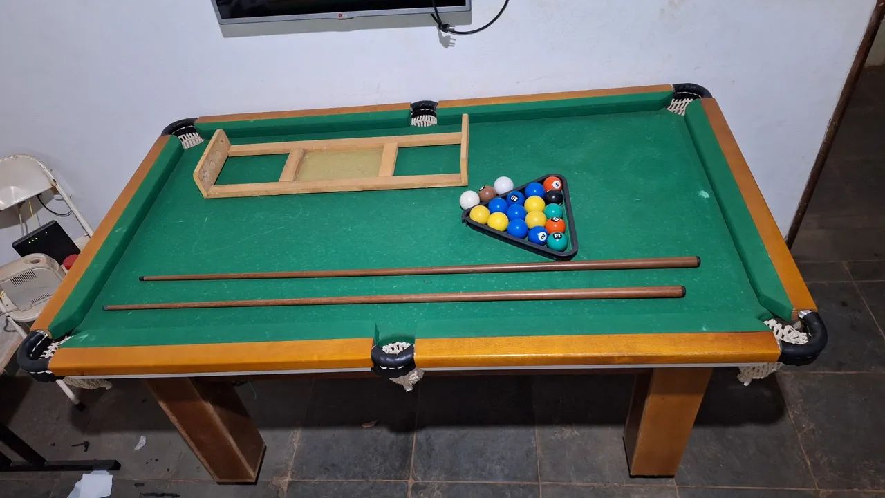 Billiard Table64295452878338125