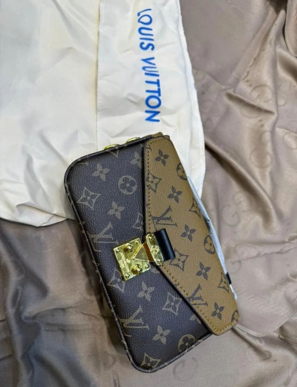 Bolsa Louis Vuitton 