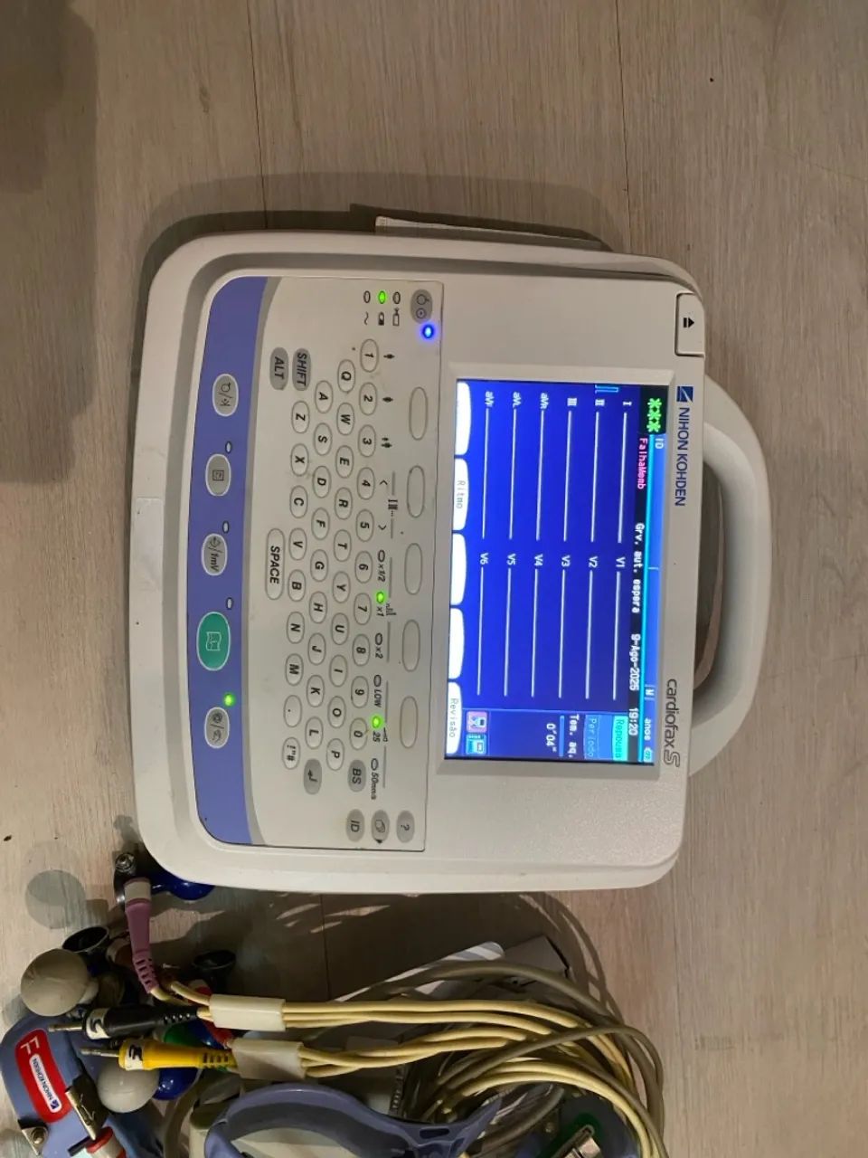 Ecg Eletro cardiograma63824095218049122