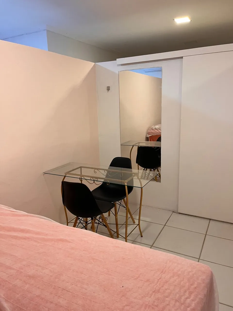 Sala dentro de clínica de estética para alugar
