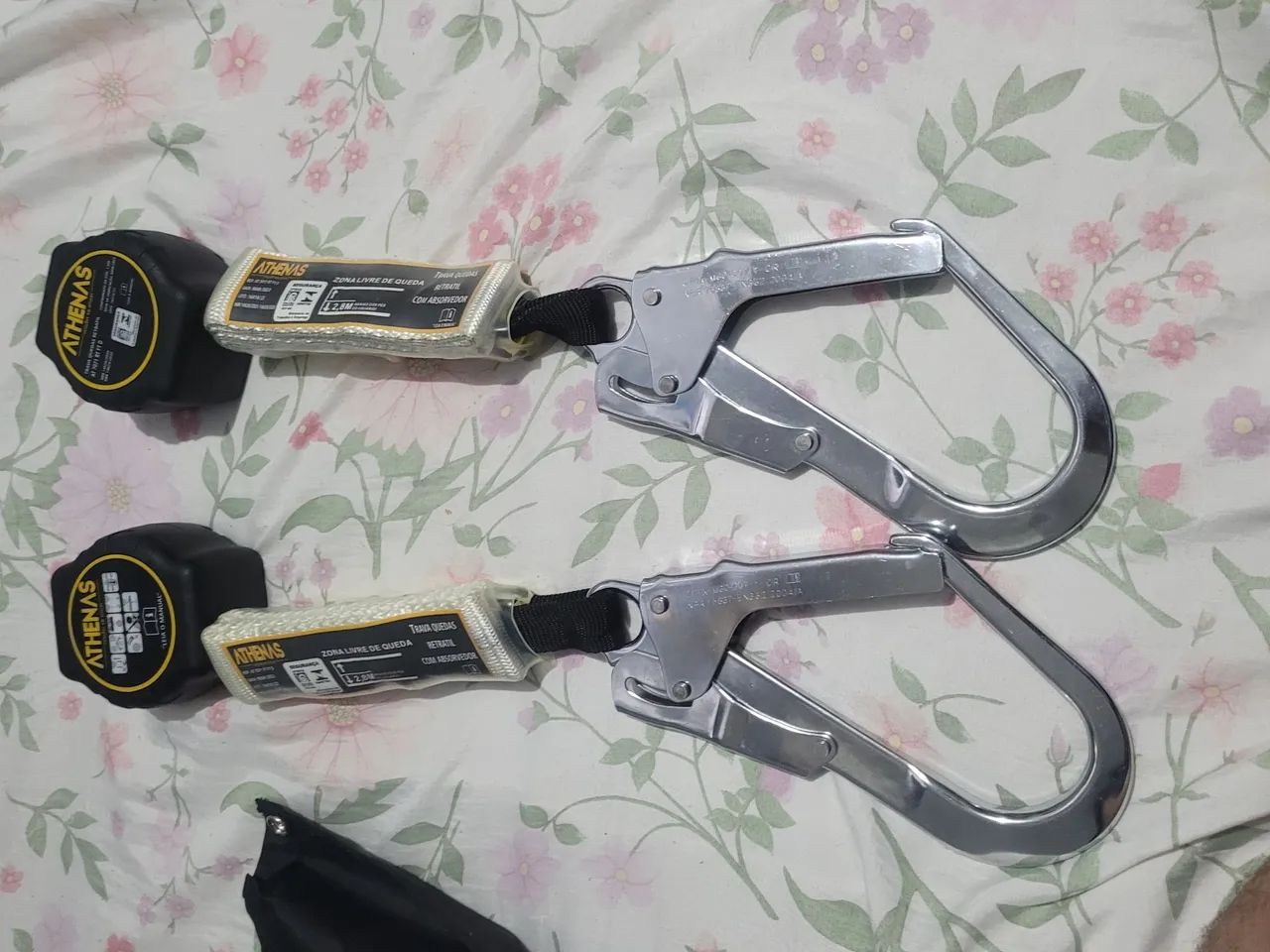 Trava Quedas Retrátil Athena AT 7071 RT FT D - Foto 6