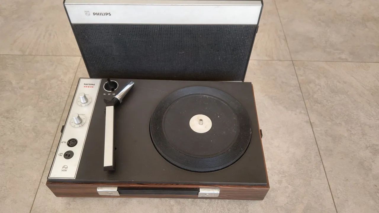 Rádio Philips 06 GF 610 - Gravador