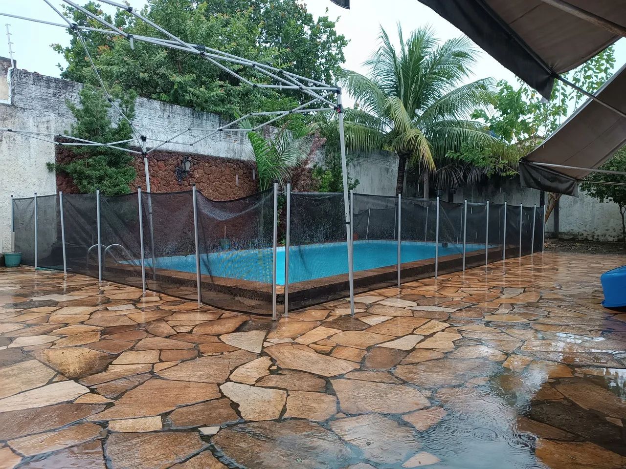 Tela de proteção piscina 