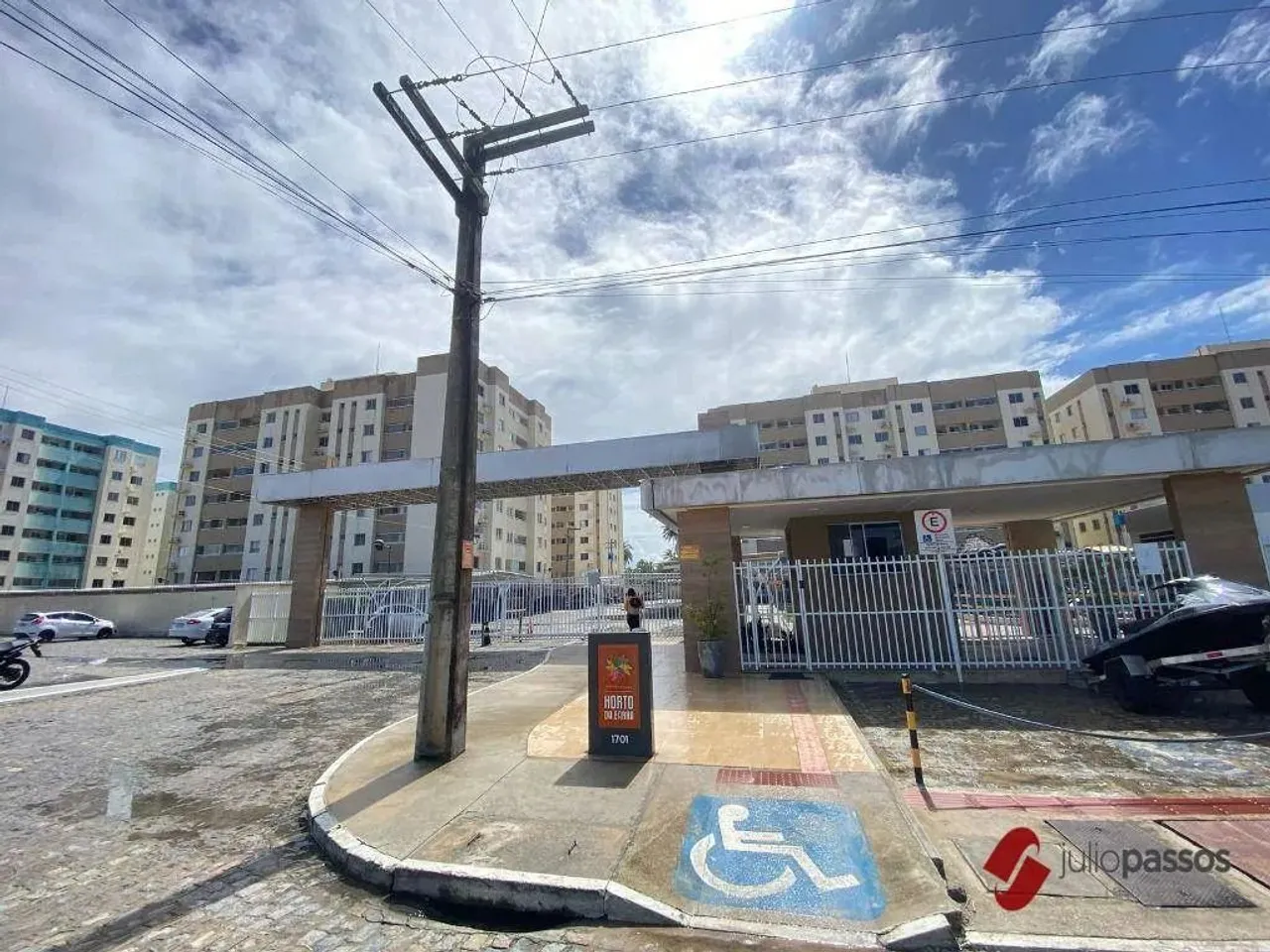 Apartamento com 2 dormitórios para alugar, 65 m² por R$ 1.546,96/mês - Barra dos Coqueiros