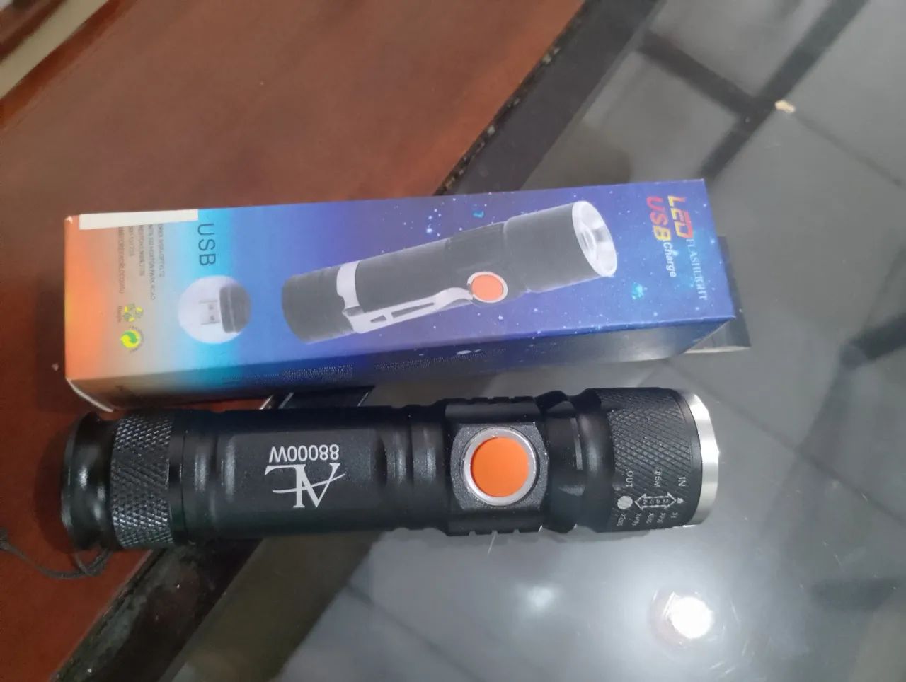 Lanterna led recarregável usb - Foto 3