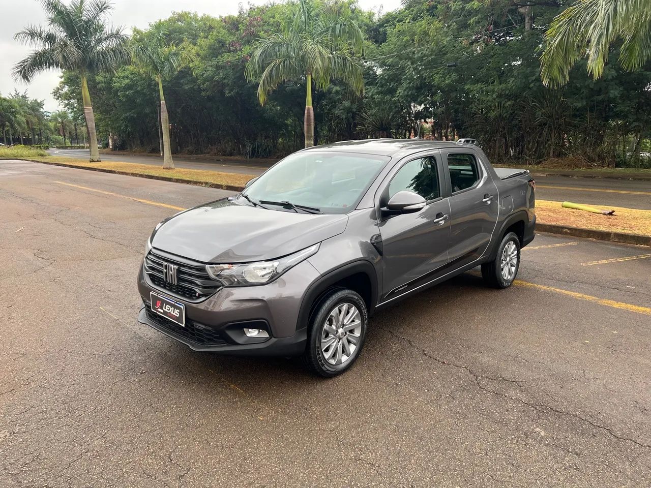 Fiat Strada Freedom 1.3 Flex Dupla / Troco e Financio 