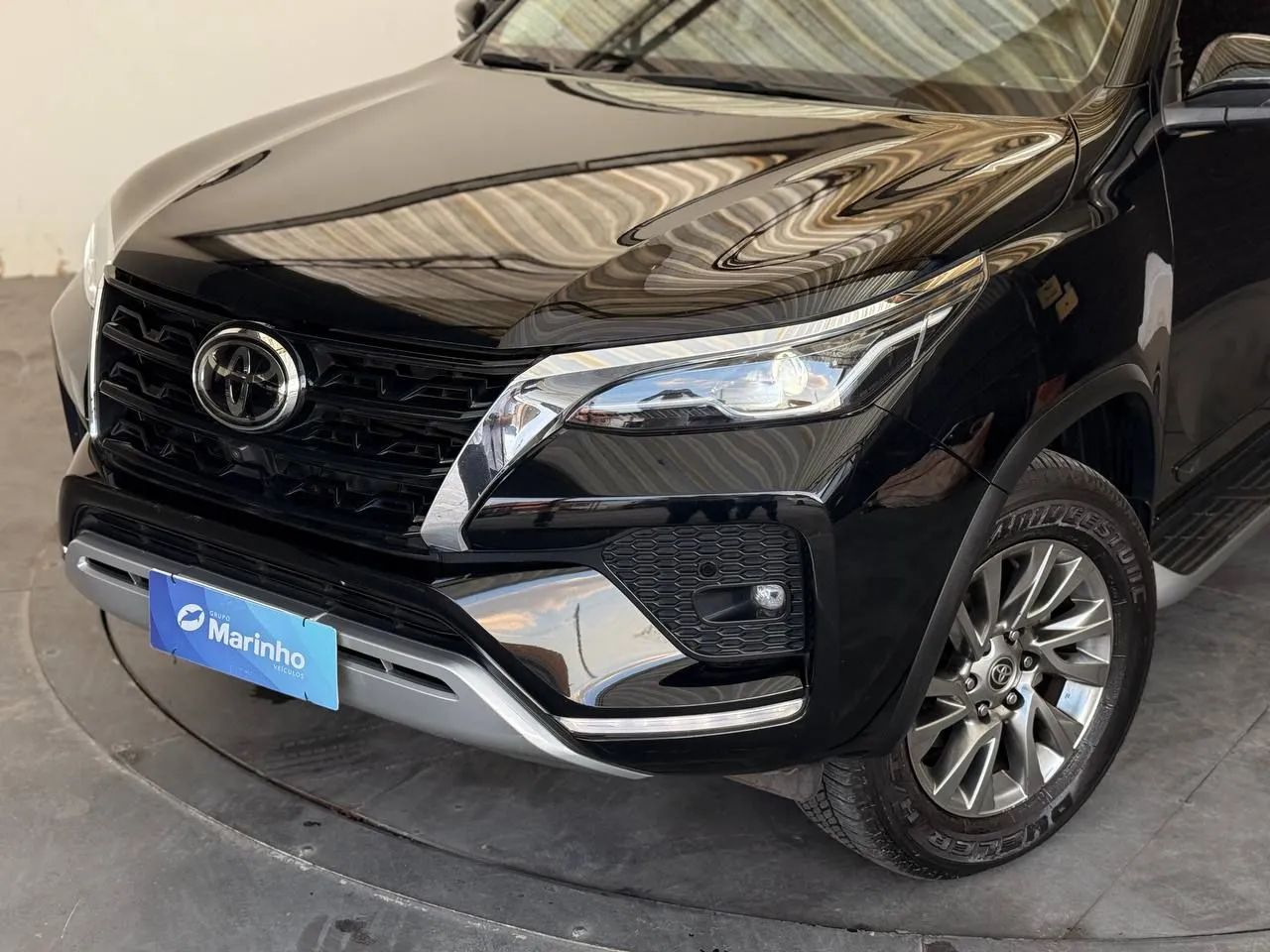 TOYOTA HILUX SW4 SRX 4X4 DIESEL 2022 - Foto 2