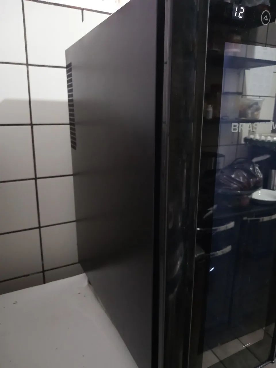Adega Climatizada Brastemp para 12 garrafas de vinhos. - Foto 3