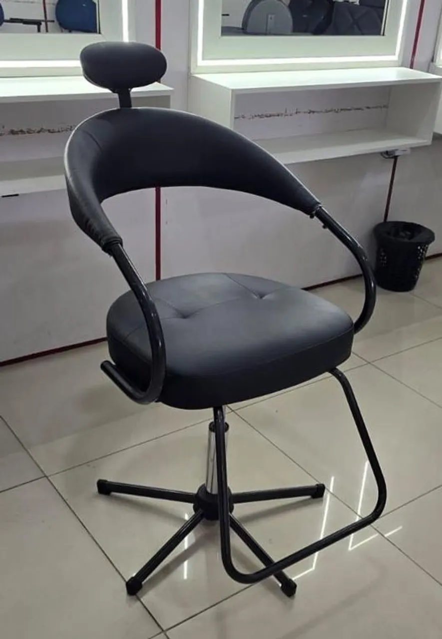 Cadeira de Cabeleireiro Profissional