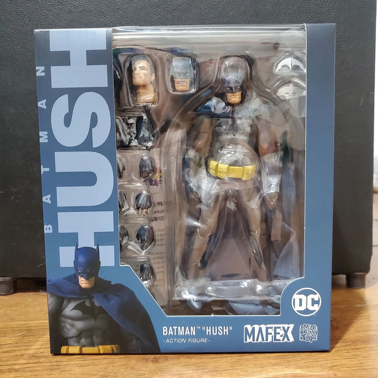 Batman Hush MAFEX - Lacrado - Medicom Toy / Blue Version - Hobbies