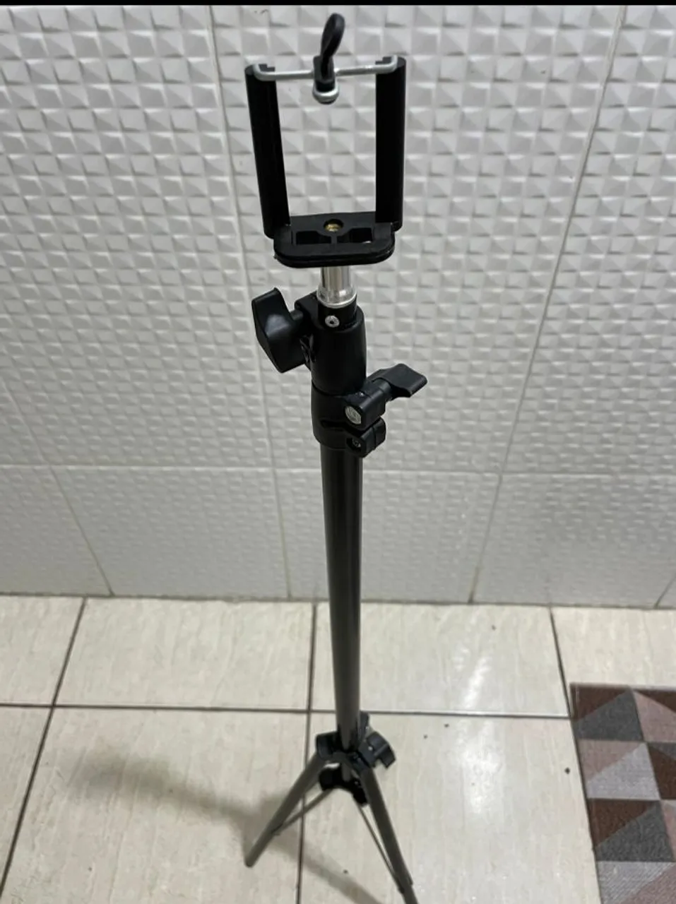 Tripé para celular