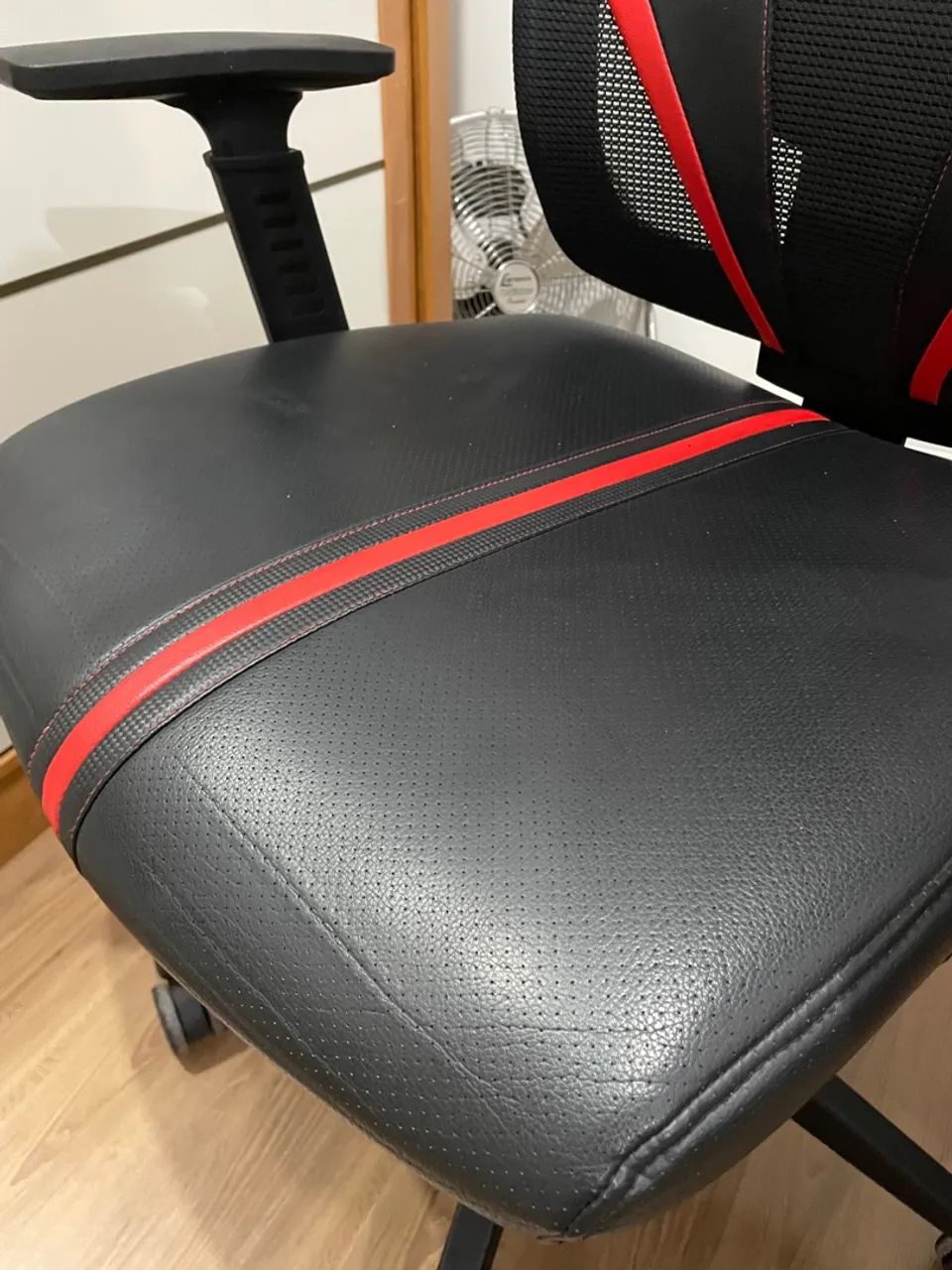 Cadeira ThunderX3 Yama1 - Preta e Vermelha - Foto 3