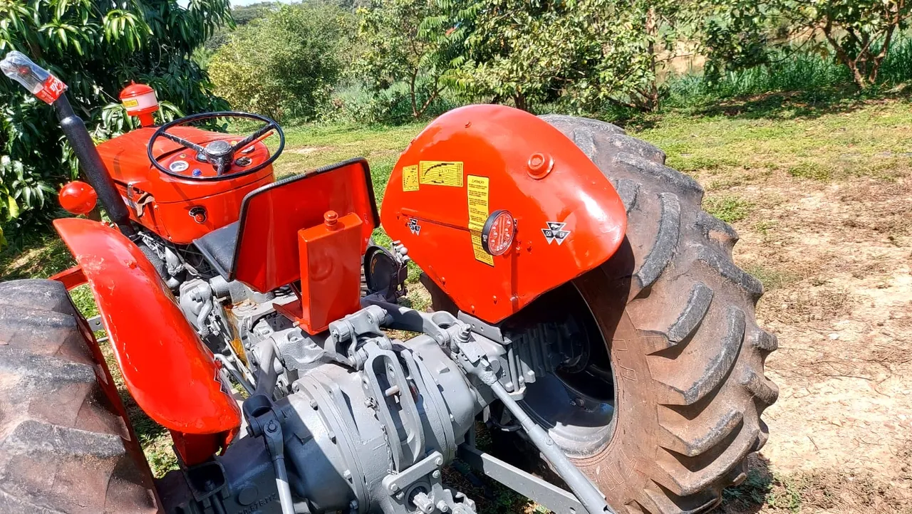 Trator 65 X Massey