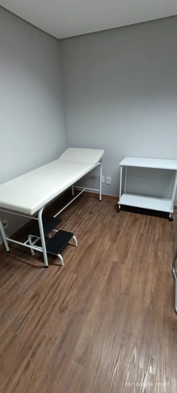 Maca fixa com suporte e escada, para clinicas, consultórios, estética. - Foto 2