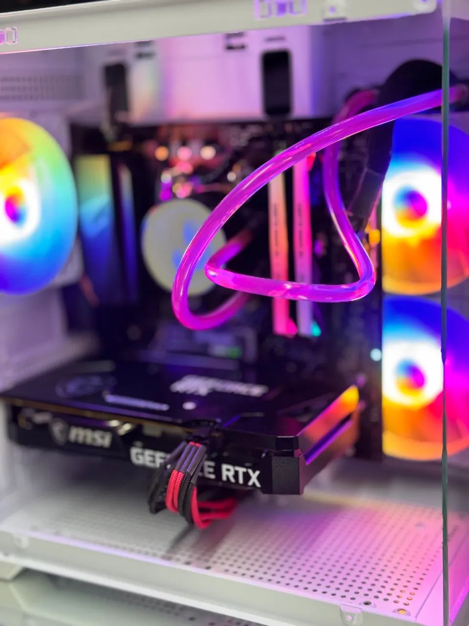 Pc Gamer Ryzen 5700x Roda tudo - Foto 2