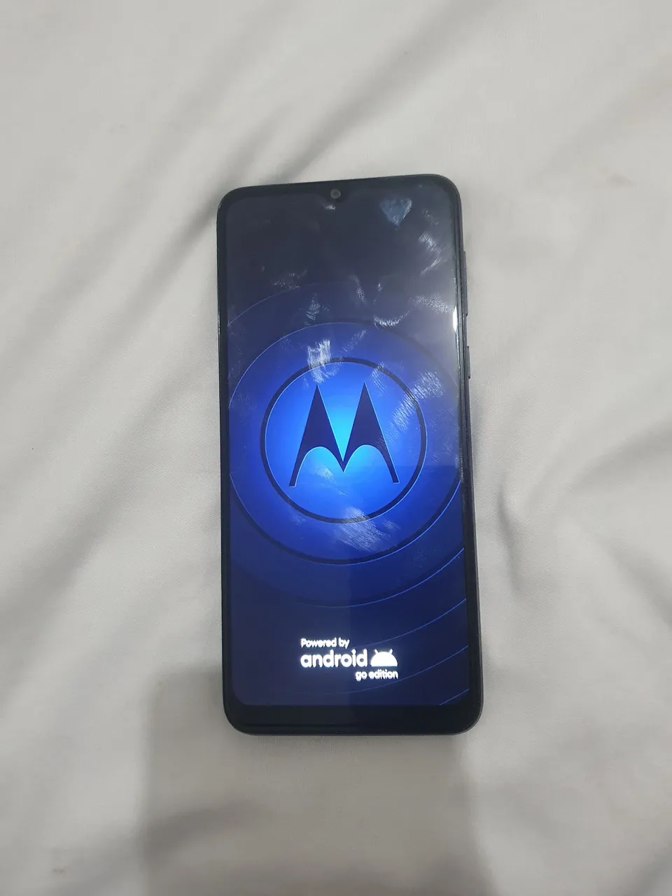Celular moto e13 (aceito cartão)