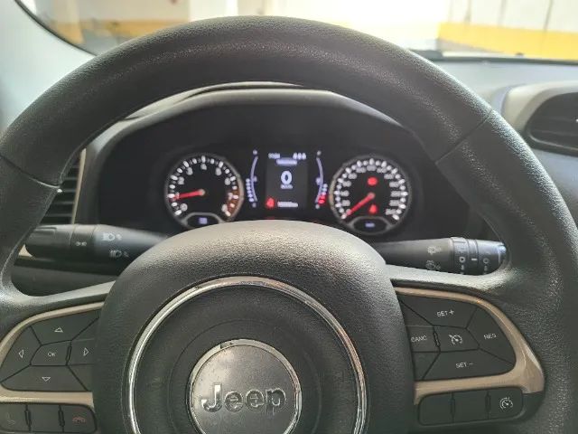 Vendo Jeep Renegade 2018 SPORT 1.8 flex - Foto 5
