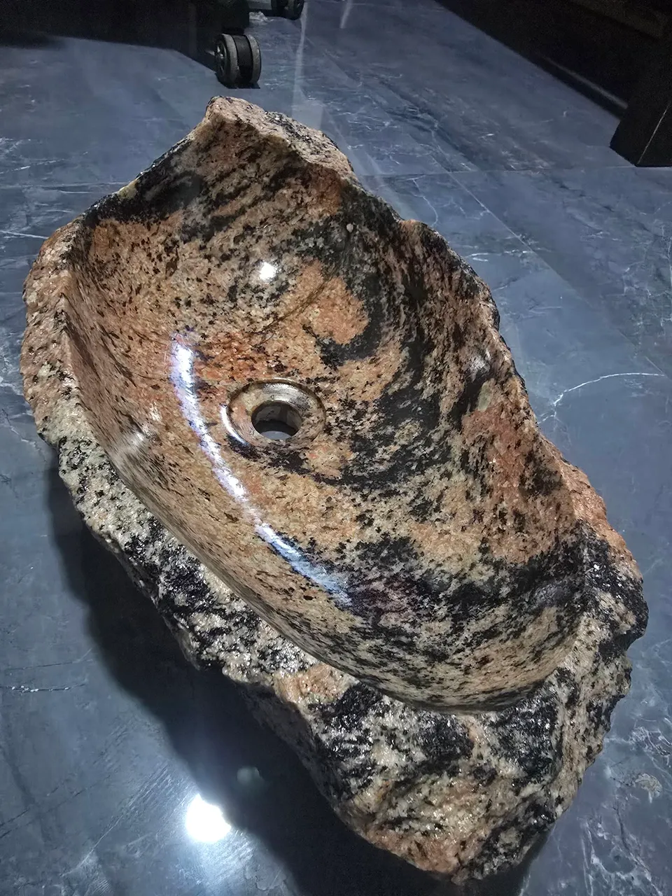Cuba de pedra natural para banheiro