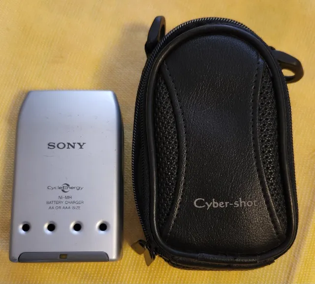 Sony Cyber-Shot DSC-P92