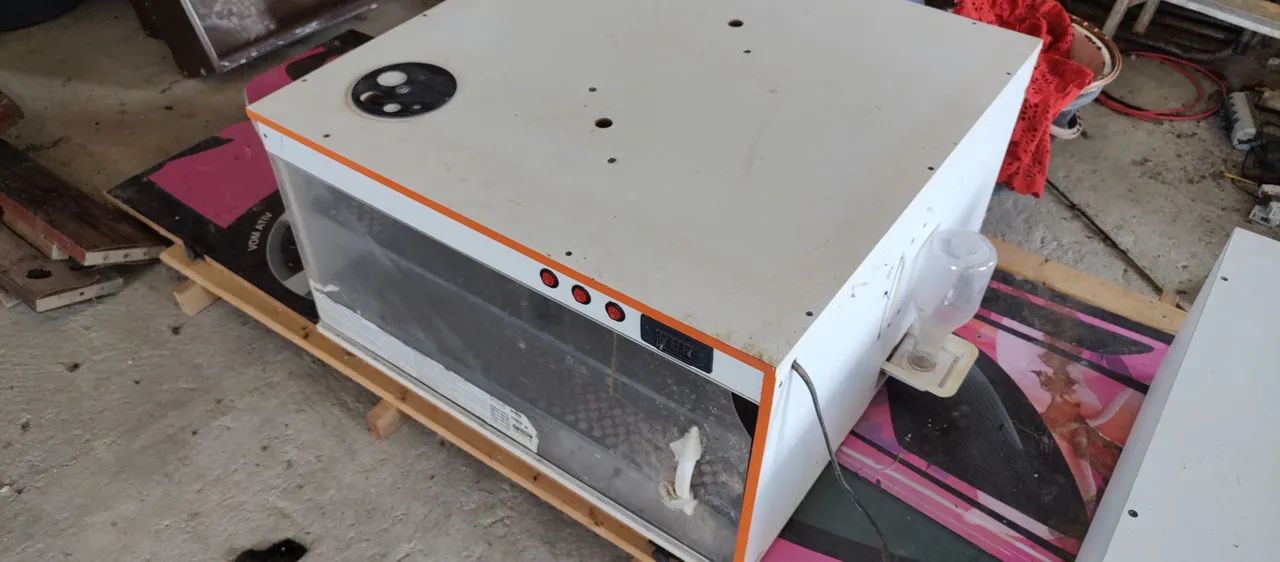 Incubadora 2 Bandejas (Ovos) PRA VENDER RÁPIDO - Foto 5