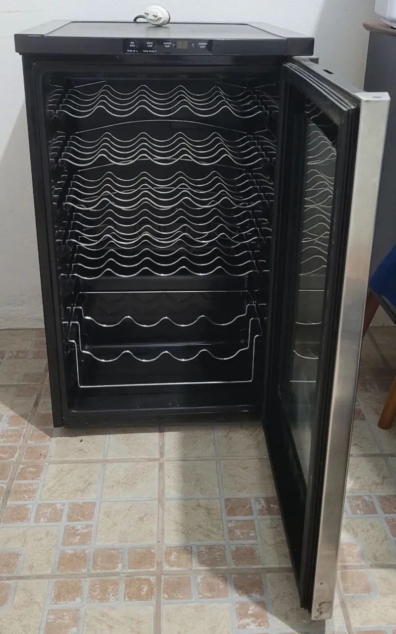 Adega Climatizada Inóx GE Profile 29 Garrafa - Foto 4