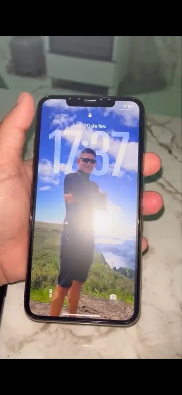 IPHONE 11 pro max estado de novo  - Foto 3