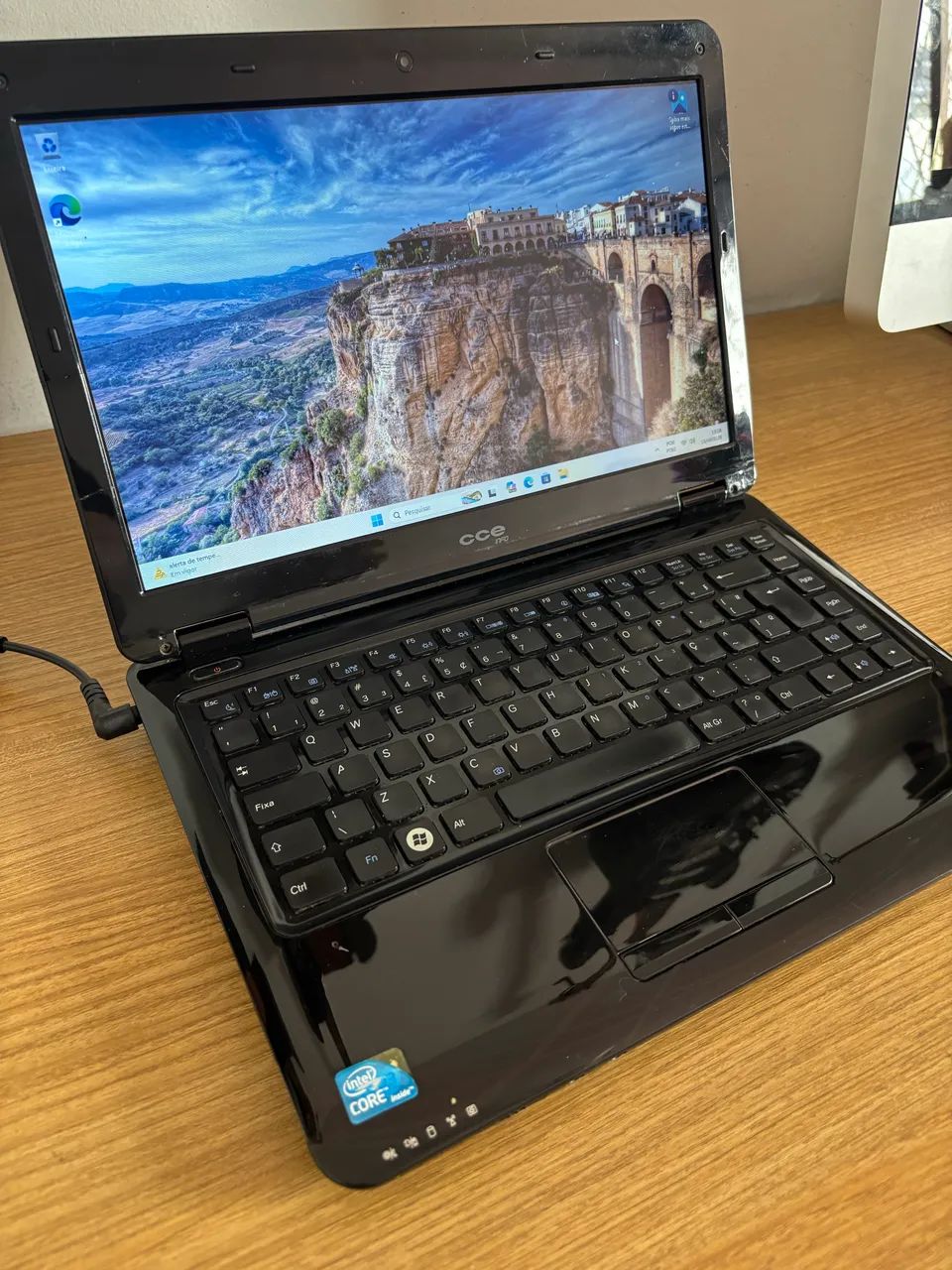 Notebook CCE - Windows 11 - Intel i3 - SSD 120GB - 4GB de Ram - Foto 2