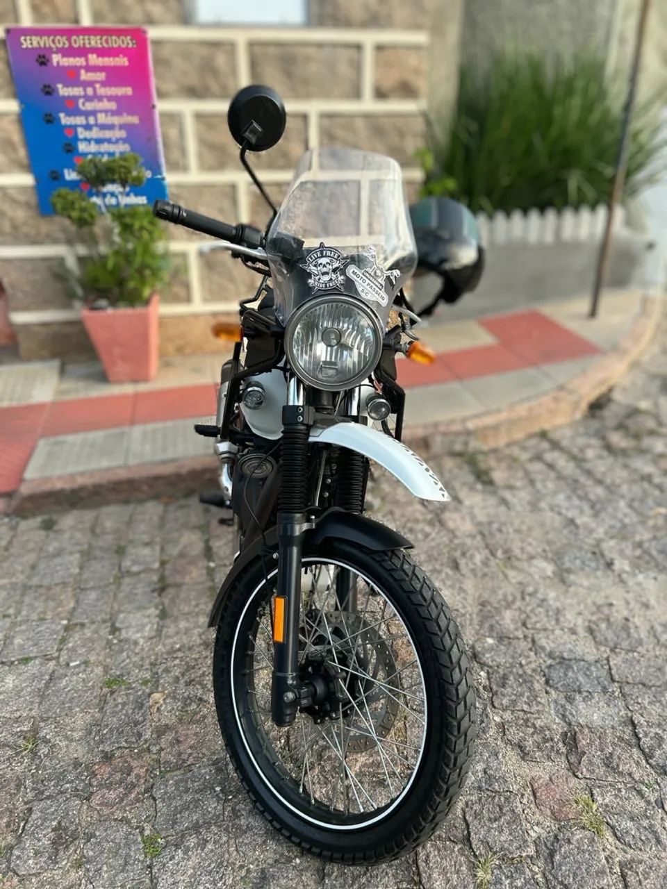 Royal Enfield Himalayan 411 - Foto 2
