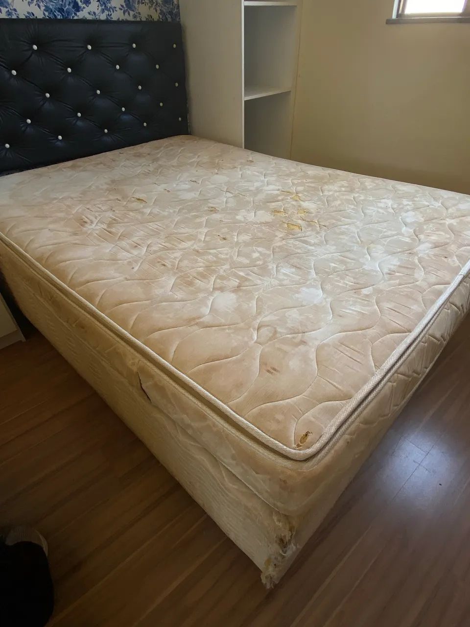 Cama box 