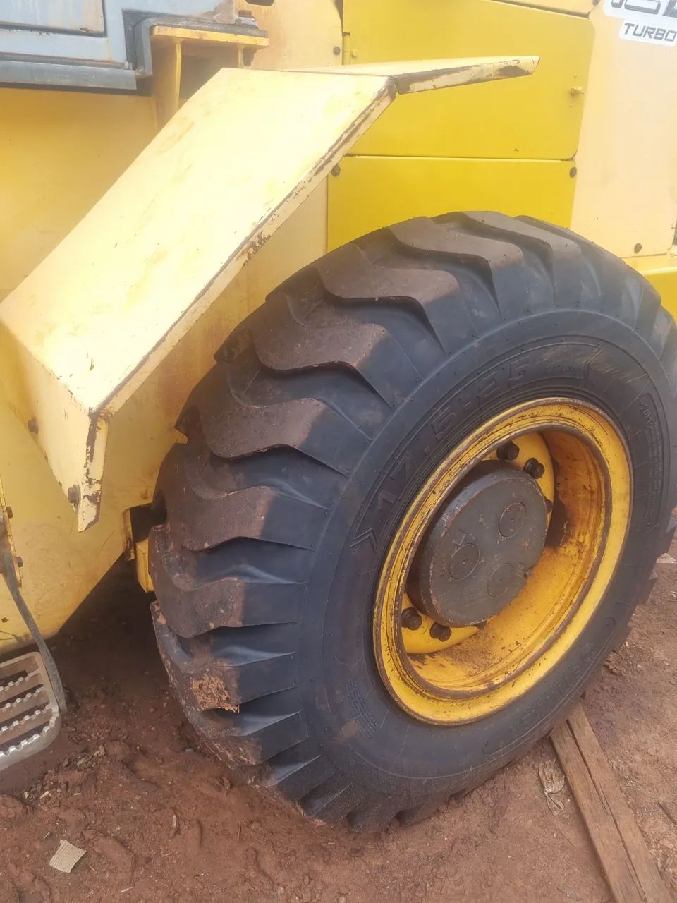 Pá carregadeira  , new holland 12B - Foto 3