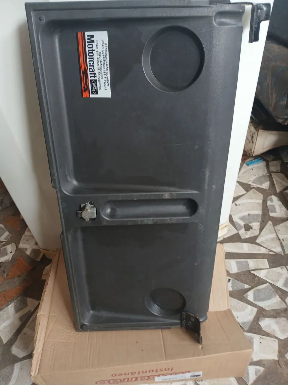 Vende tampa do porta luvas ford cargo - Foto 2
