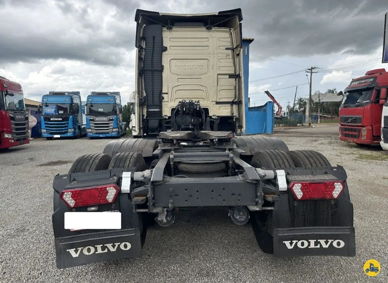 VOLVO FH-460 6X2<br>2021/2021<br>TETO ALTO<br>AUTOMÁTICO<br>TRUCK DE BALANÇA - Foto 7