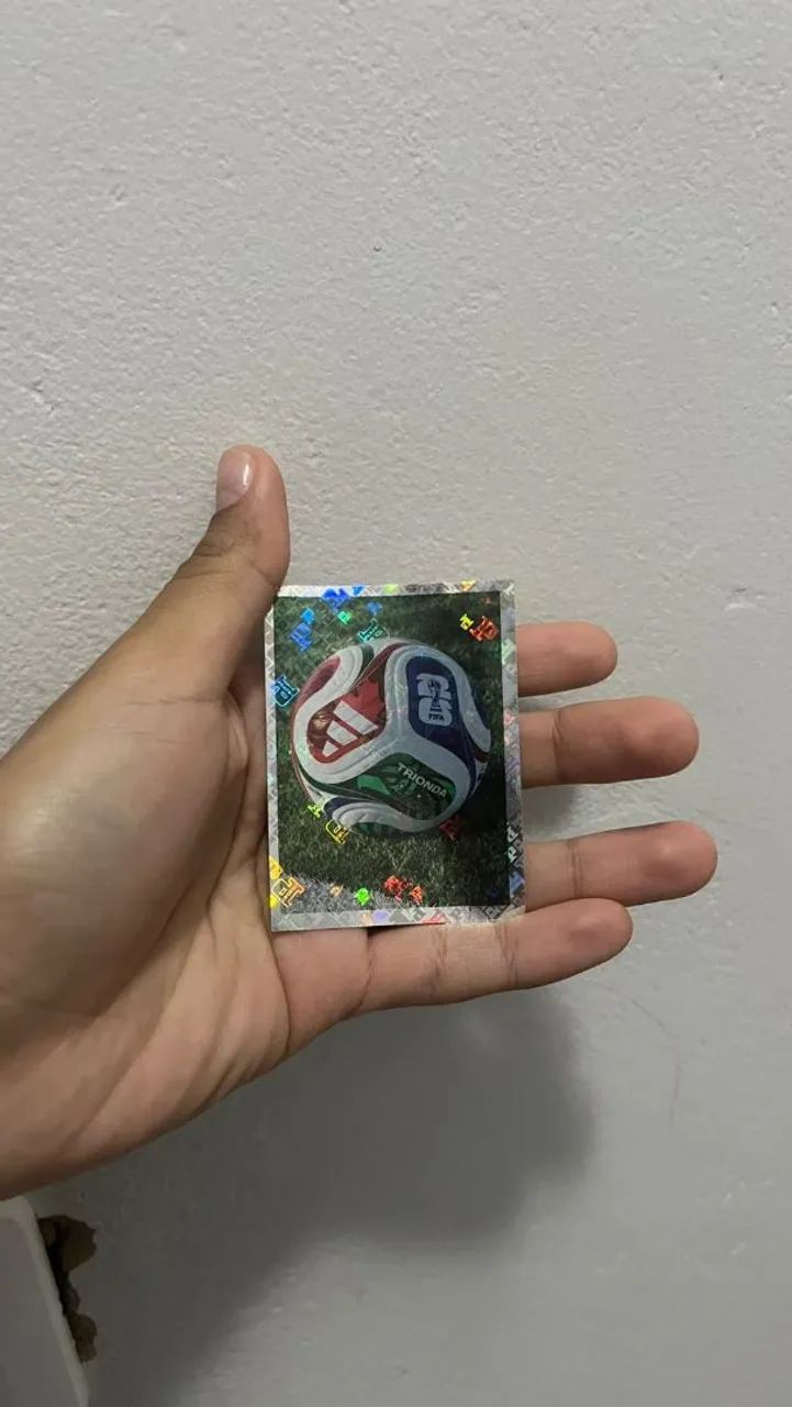 Figurinha da Bola oficial da Copa (FWC 5)