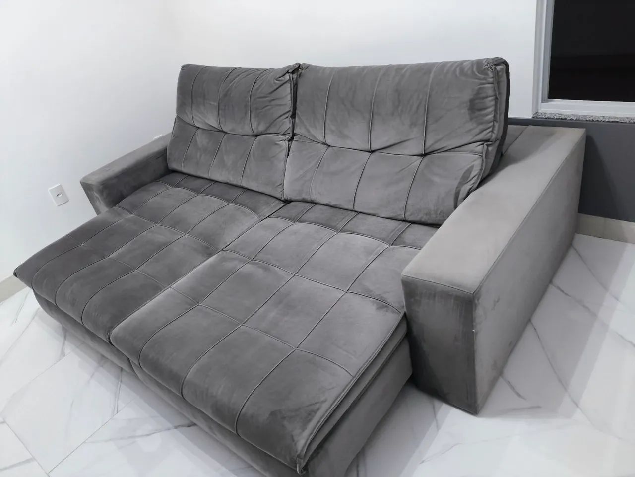 Sofá retrátil 