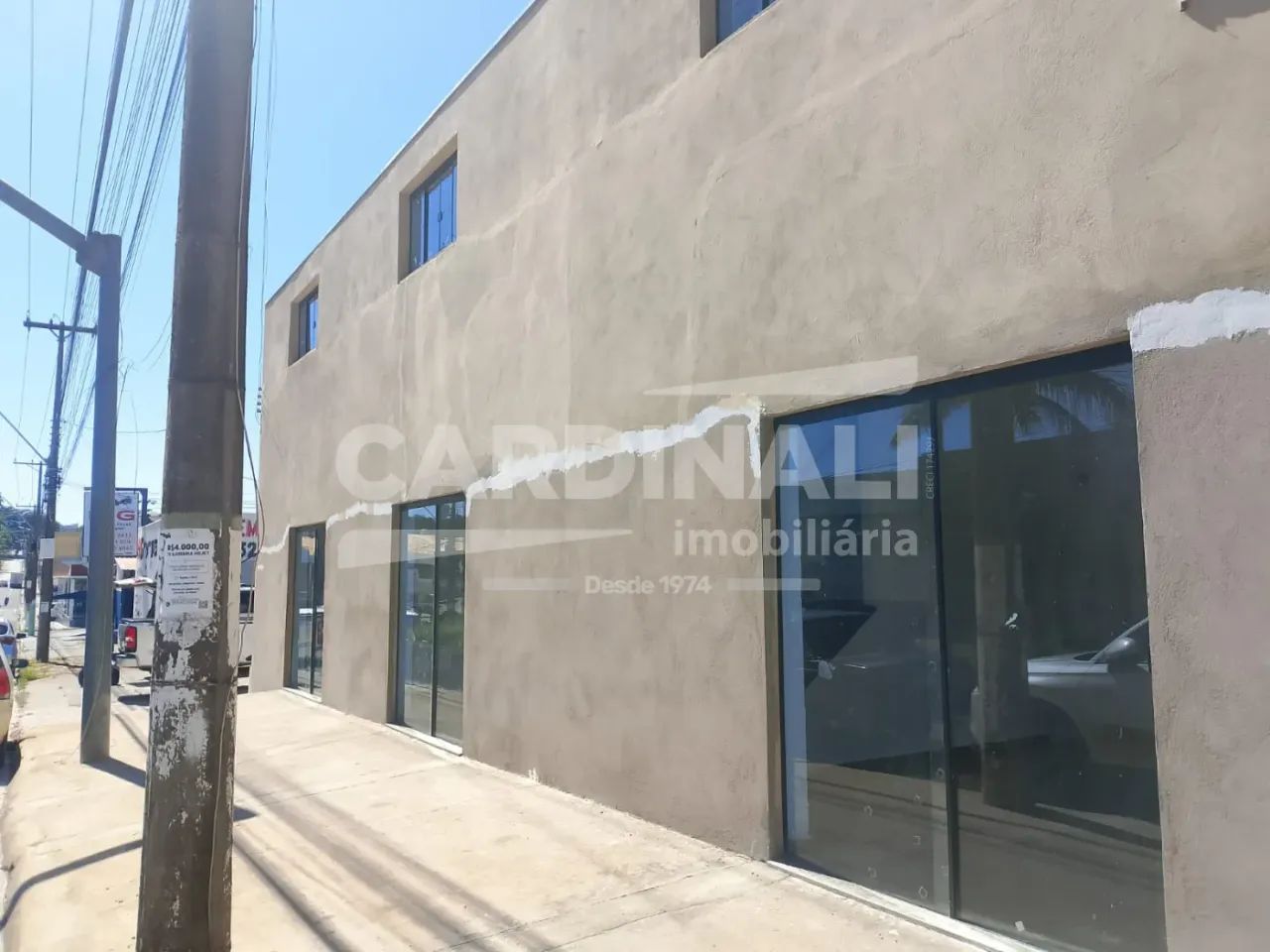 Sala comercial, com excelente localização próximo comércio.