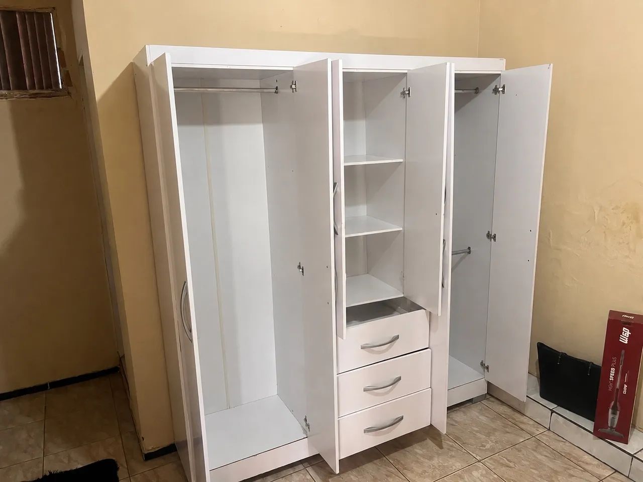 Guarda Roupa Casal