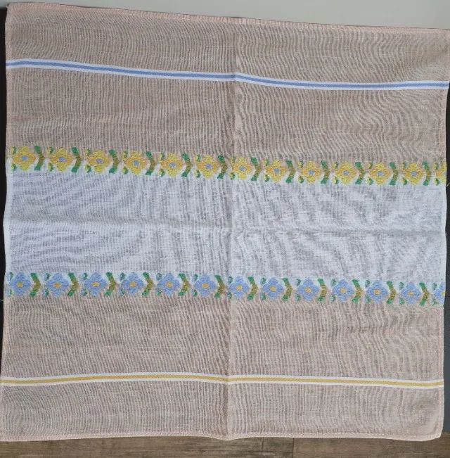 10 Guardanapos em Tecido e bordados - Foto 2