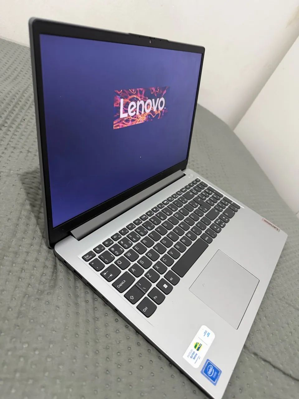 NOTEBOOK LENOVO