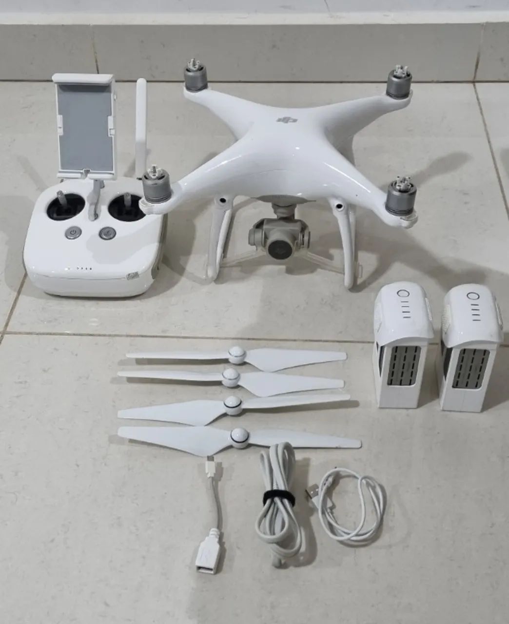 Drone DJI Phantom 4