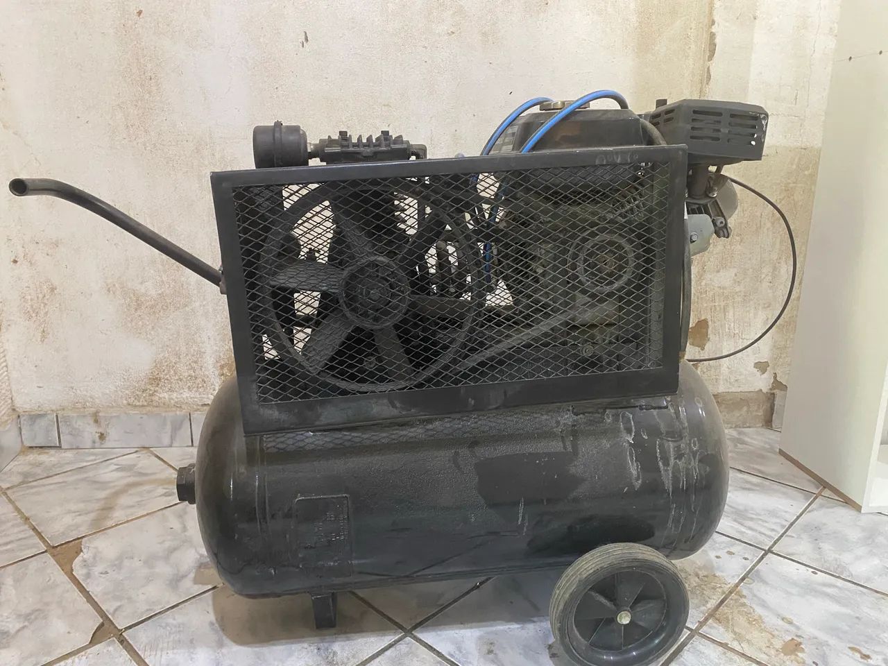 Compressor de Ar Schulz PRO-GAS CSL 15 - 80 Litros - Motor a Gasolina - Foto 3