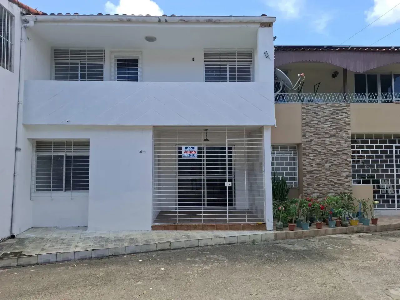 VENDO CASA com 134m² composta de 04 quartos em Boa Viagem - Recife - PE